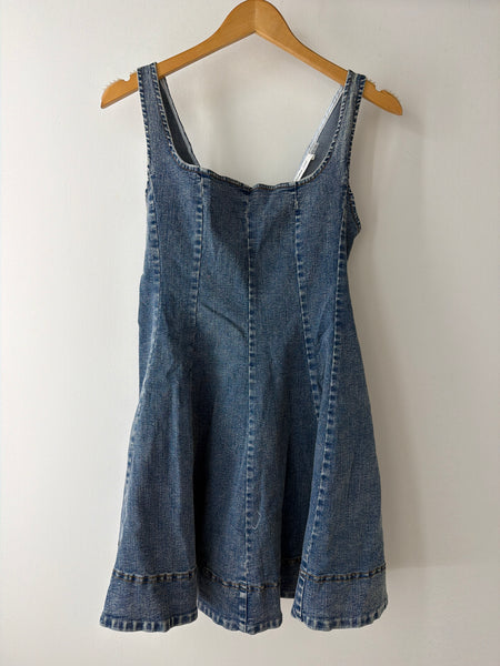 Thompson Dress