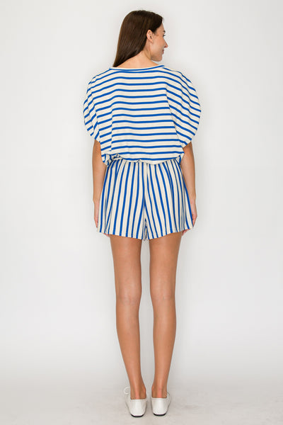 Crashing Waves Shorts