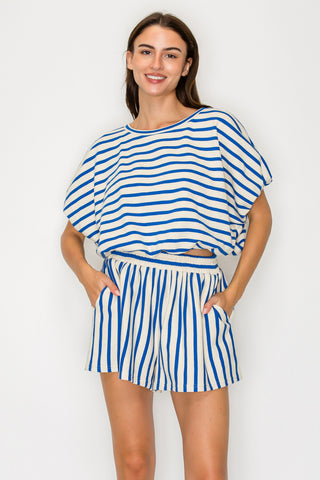 Crashing Waves Shorts