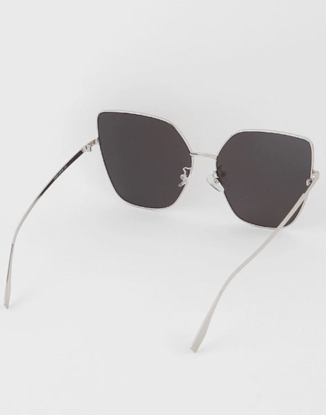 Oversize Cat Eye Sunglasses